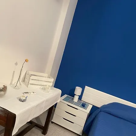 Isabella Accomodation *